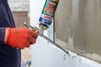 expanding foam to keep rats out